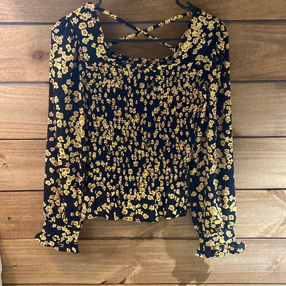 NWT Tommy Jeans Top Yellow Flowers